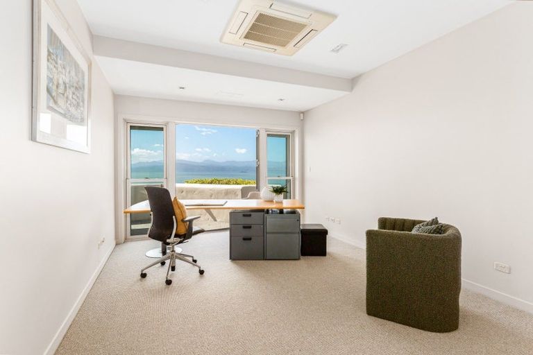 Photo of property in 66 Onslow Road, Khandallah, Wellington, 6035