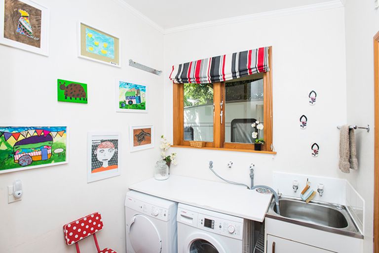 Photo of property in 2 Central Street, Whataupoko, Gisborne, 4010