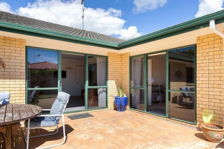 Photo of property in 20 Azalea Dell, Mount Maunganui, 3116