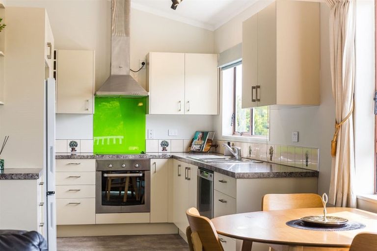 Photo of property in 3a Quinn Grove, Ranui, Porirua, 5024