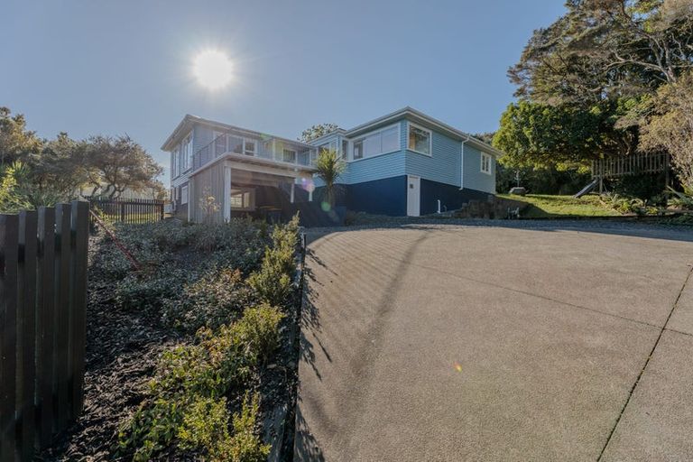 Photo of property in 1 Keith Smith Avenue, Beach Haven, Auckland, 0626