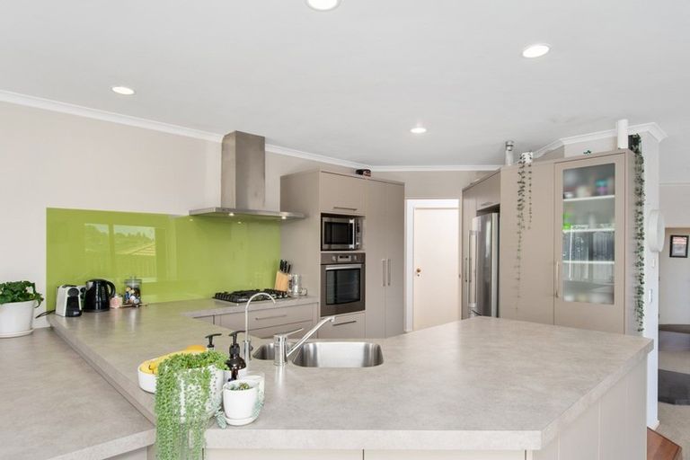 Photo of property in 11 Taramea Rise, Pyes Pa, Tauranga, 3112