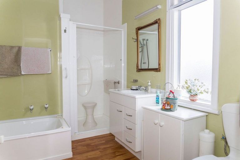 Photo of property in 40 Barraud Street, Dannevirke, 4930