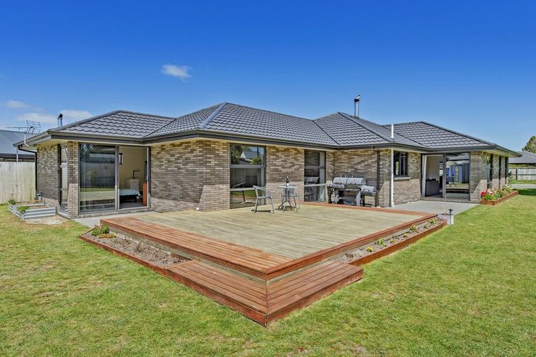Photo of property in 3 Walter Place, Kirwee, Darfield, 7571