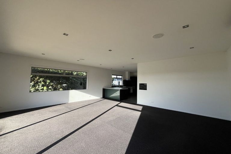 Photo of property in 292 Devon Street West, New Plymouth, 4310