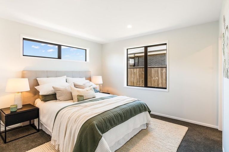 Photo of property in 4 Manaakitia Road, Karaka, 2124