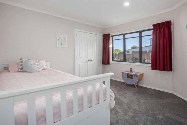 Photo of property in 14 Nelson Avenue, Aotea, Porirua, 5024
