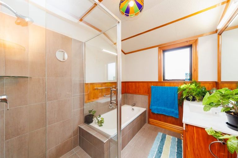 Photo of property in 14a York Place, Awapuni, Palmerston North, 4412