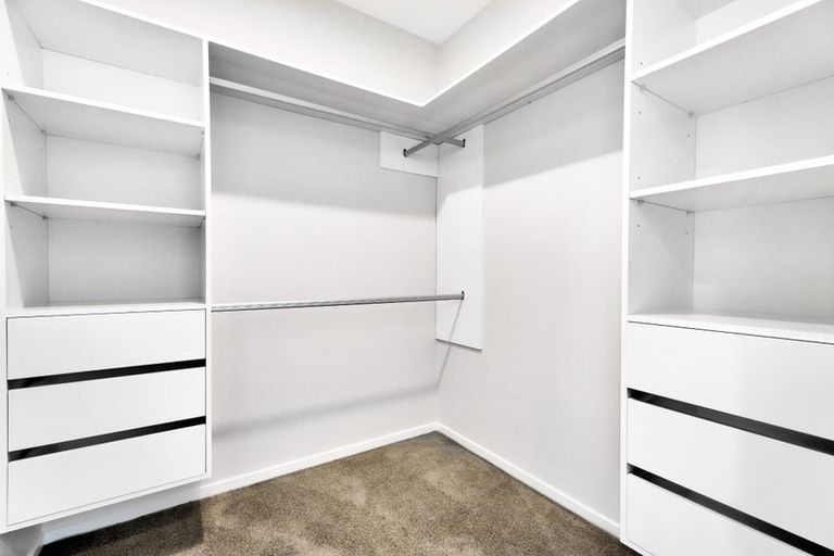 Photo of property in 44b Blakeborough Drive, Forrest Hill, Auckland, 0620