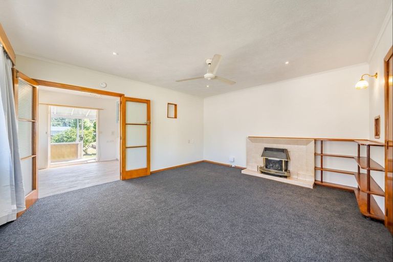 Photo of property in 8 Hall Grove, Ebdentown, Upper Hutt, 5018