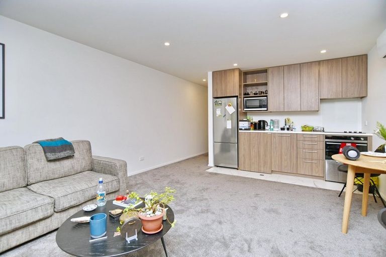 Photo of property in 2/466 Hagley Avenue, Christchurch Central, Christchurch, 8011
