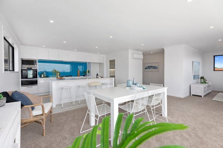 Photo of property in 1020c Papamoa Beach Road, Papamoa Beach, 3118