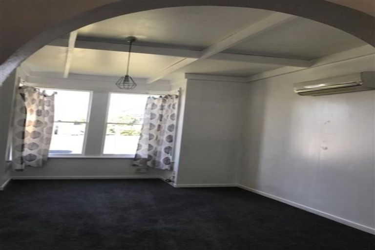 Photo of property in 107 Morton Street, Strathern, Invercargill, 9812