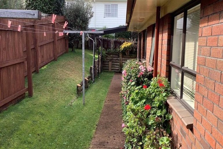 Photo of property in 1/42 Gills Avenue, Papakura, 2110