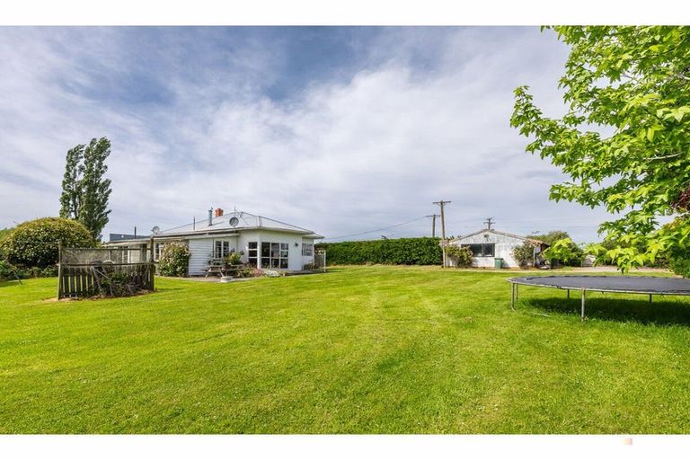 Photo of property in 124 Maytown Road, Waimate, 7978