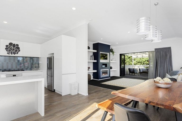 Photo of property in 14 Guildford Place, Bethlehem, Tauranga, 3110