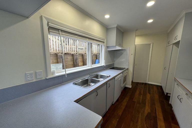 Photo of property in 155 Onslow Road, Khandallah, Wellington, 6035