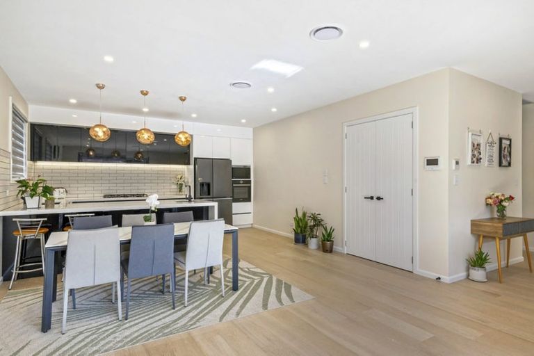 Photo of property in 1/20 Hart Road, Hauraki, Auckland, 0622