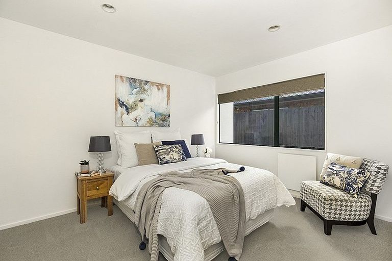 Photo of property in 82 Glenross Drive, Wattle Downs, Auckland, 2103