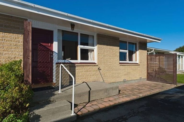 Photo of property in 2/67 Trafalgar Street, St Albans, Christchurch, 8014