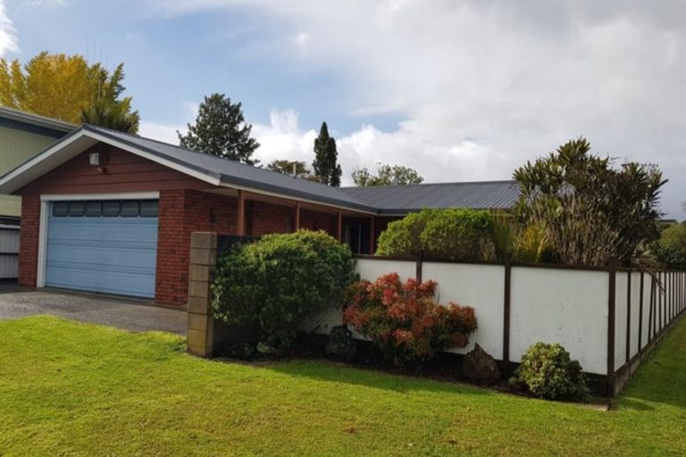 Photo of property in 64 Fairway Drive, Te Kamo, Whangarei, 0112