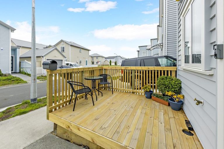 Photo of property in 9 Riroriro Close, Papakura, 2110