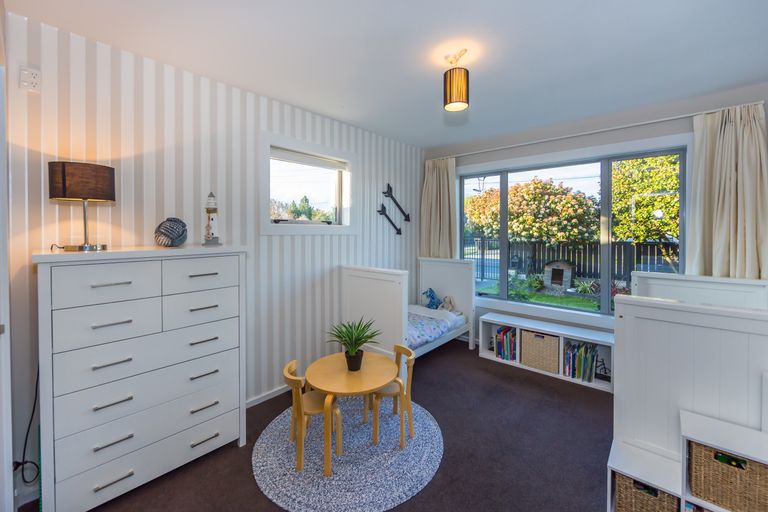 Photo of property in 211 Condell Avenue, Papanui, Christchurch, 8053