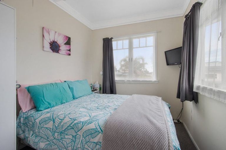 Photo of property in 54 Athenree Road, Athenree, Katikati, 3177