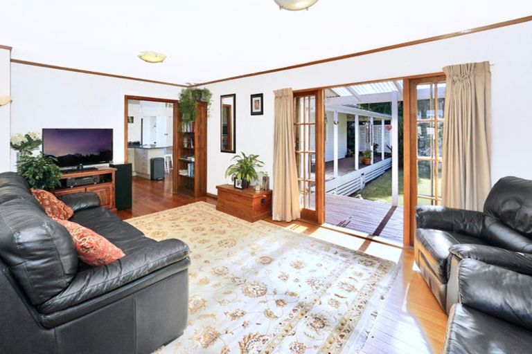 Photo of property in 12 Cameron Road, Te Puke, 3119