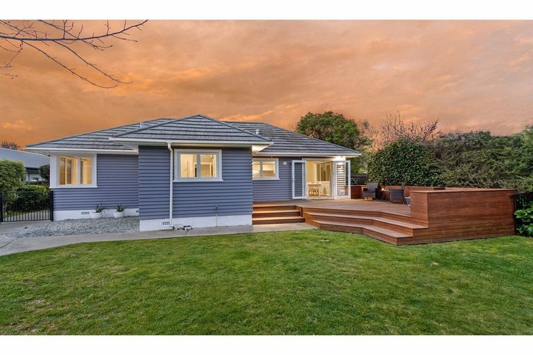 Photo of property in 36 Centaurus Road, Cashmere, Christchurch, 8022