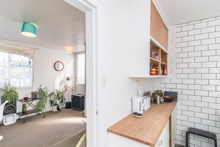 Photo of property in 15/76 Freyberg Street, Lyall Bay, Wellington, 6022