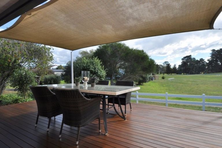 Photo of property in 12 Glen Neaves, Pauanui, Hikuai, 3579