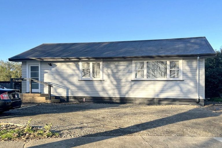 Photo of property in 73 Birmingham Street, Takaro, Palmerston North, 4412