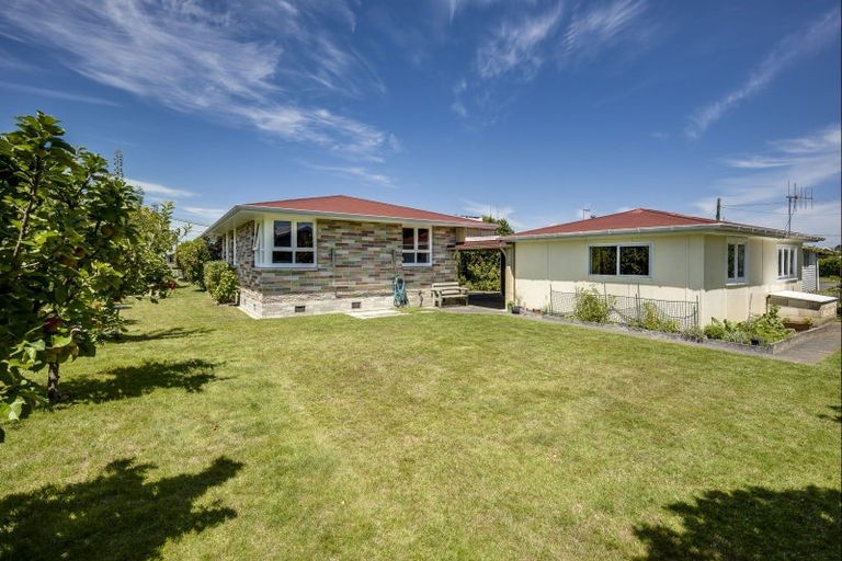 Photo of property in 4 Totara Street, Taradale, Napier, 4112