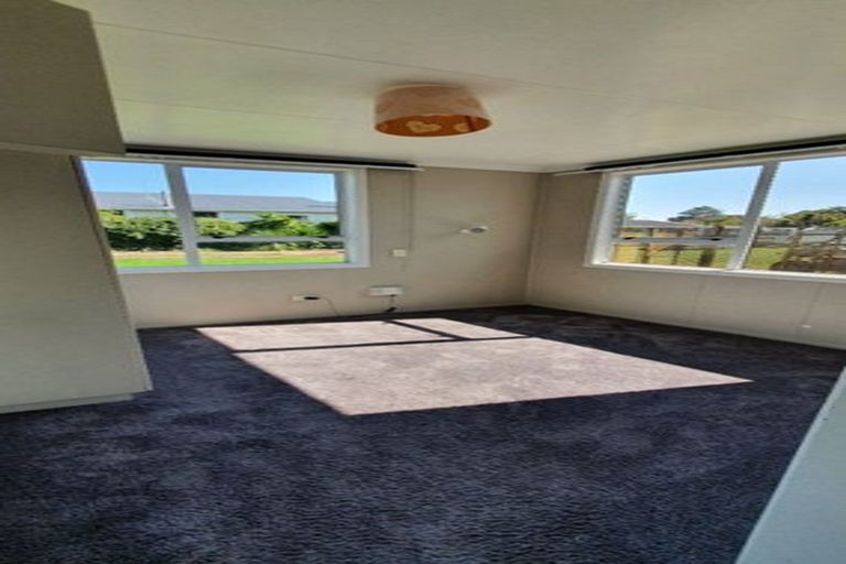 Photo of property in 1 Lyndhurst Street, Awapuni, Gisborne, 4010