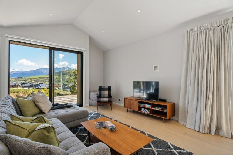 Photo of property in 11a Double Cone Road, Jacks Point, Queenstown, 9371