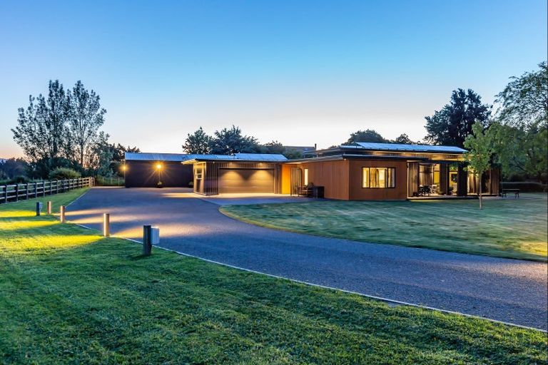 Photo of property in 19 Lindsay Road, Levin, 5510