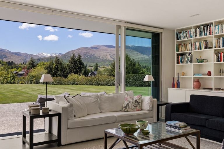 Photo of property in 31 Rutherford Road, Lake Hayes, Queenstown, 9371