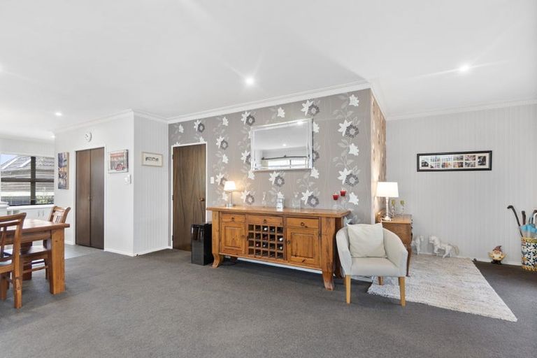 Photo of property in 11 Tiffiney Place, Chartwell, Hamilton, 3210