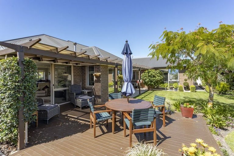 Photo of property in 10 Holly Place, Rangiora, 7400