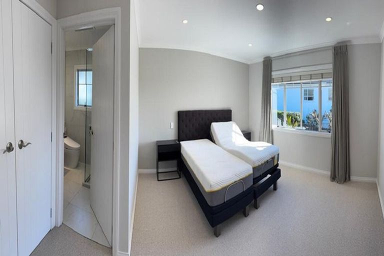 Photo of property in 235b East Coast Road, Mairangi Bay, Auckland, 0630