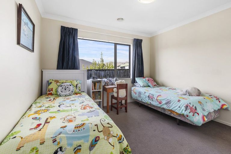 Photo of property in 23 Te Puia Drive, Aotea, Porirua, 5024