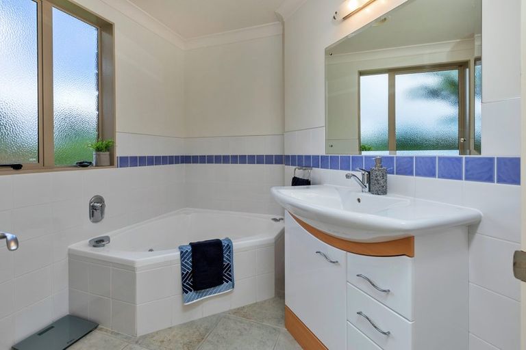 Photo of property in 7 Cairn Way, Te Kamo, Kamo, 0185