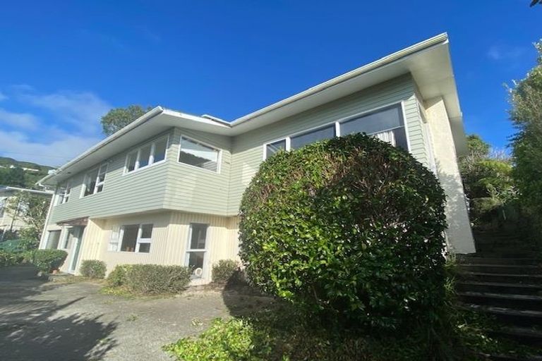 Photo of property in 8 Arapiko Street, Johnsonville, Wellington, 6037