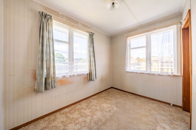 Photo of property in 27 Rimutaka Street, Trentham, Upper Hutt, 5018