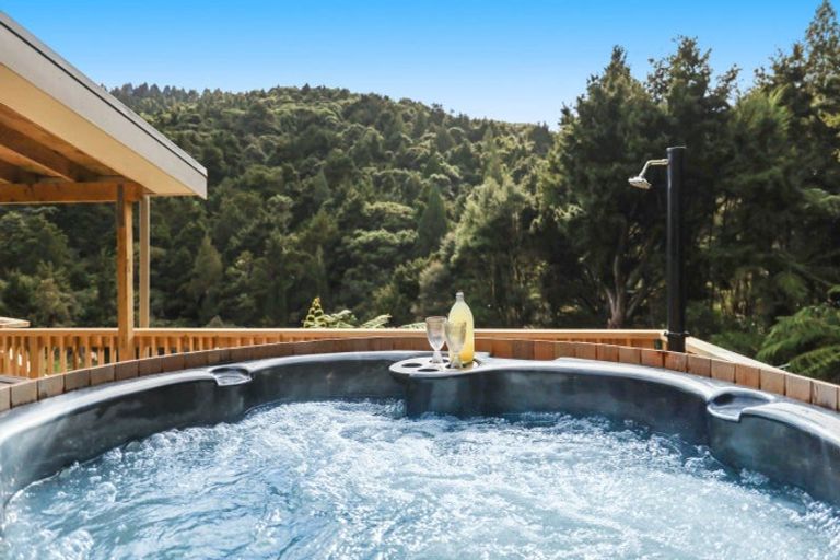 Photo of property in 954 Matakana Valley Road, Whangaripo, Wellsford, 0972