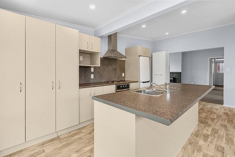 Photo of property in 206 Studholme Street, Morrinsville, 3300