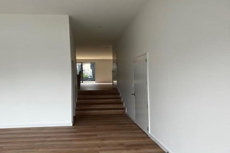 Photo of property in 35 Clara Road, Silverdale, 0932