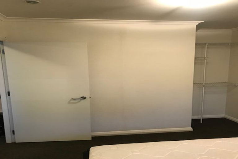 Photo of property in Monvie Apartments, 101/15 Holland Street, Te Aro, Wellington, 6011