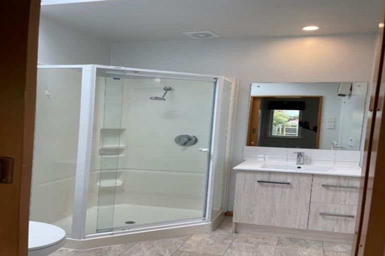 Photo of property in 24 Longmuir Street, Ilam, Christchurch, 8041